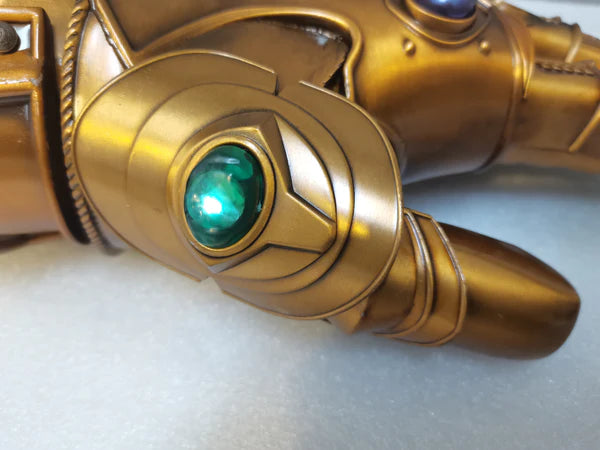 Thanos Infinity Hanske - LootLab